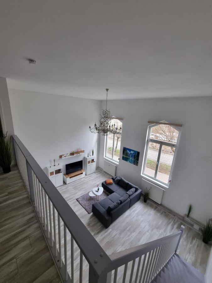 Quedels Loft Apartment เควดลินบวร์ก ภายนอก รูปภาพ